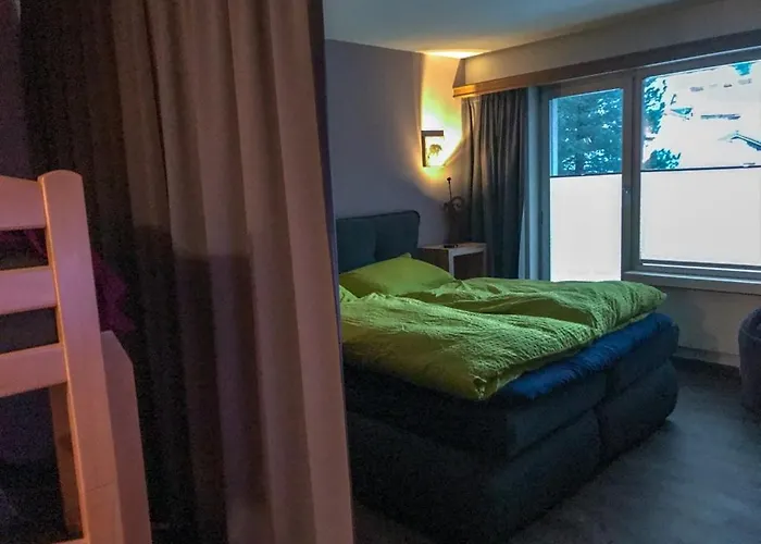 Derby 25 * Ароза